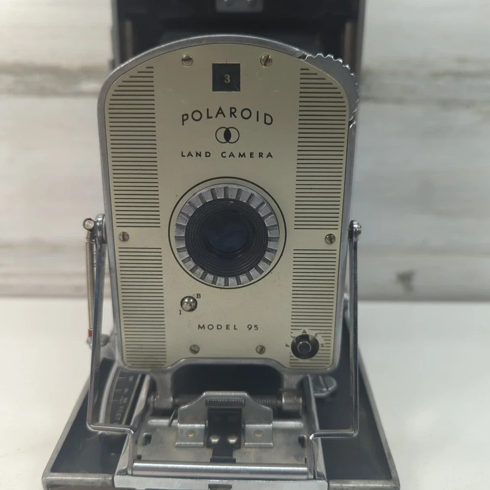 Vintage Polaroid Land Camera Model 95 Folding Instant Camera Brown Untested